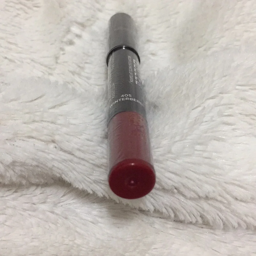 Doucce Relentless Matte Lip Crayon 405 Winterberry New Sealed